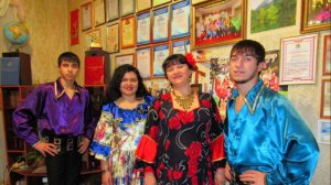 ЦЫГАСКИЙ АНСАМБЛЬ " ТЭРНЭ РОМА " РЕПЕТИРУЕТ  ДОМА ! 2017 г