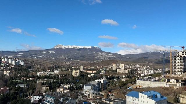 Зимний вид на горы Алушты | апарт-отель 