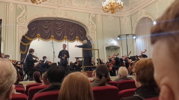 Rossini - Introduction, theme and variations for clarinet and orchestra