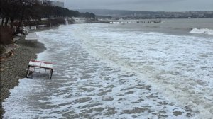 В Геленджике тоже штормит сегодня