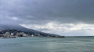 Чем закончился сегодняшний «Шторм века». Ежедневная вебкамера Ялты. 19 февраля, 2026г.