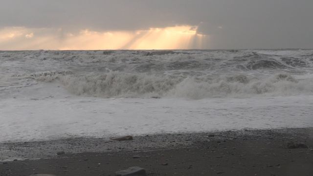 Шторм в Сочи 19 февраля 2026 года. смотреть онлайн