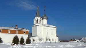 Знаменский женский монастырь около города Гороховец солнечным февральским днем