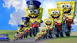 Большой и маленький Губка Боб -полицейский на мотоцикле против Большого и маленького Губки Боба на м