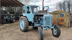 Ретро трактор и пожарная машина