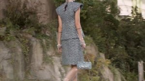 Показ женской коллекции Chanel весна-лето 2018