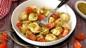 🥟 Пельмени в соусе Песто на сковороде / показываю как приготовить вкусно!