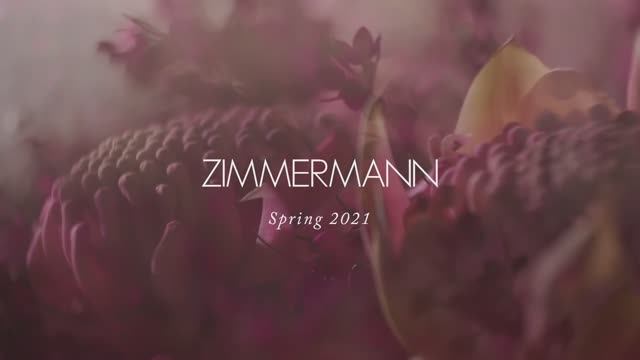 Показ женской коллекции Zimmermann весна-лето 2021