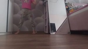 клип на 300 подписчиков день рождения только раз в году