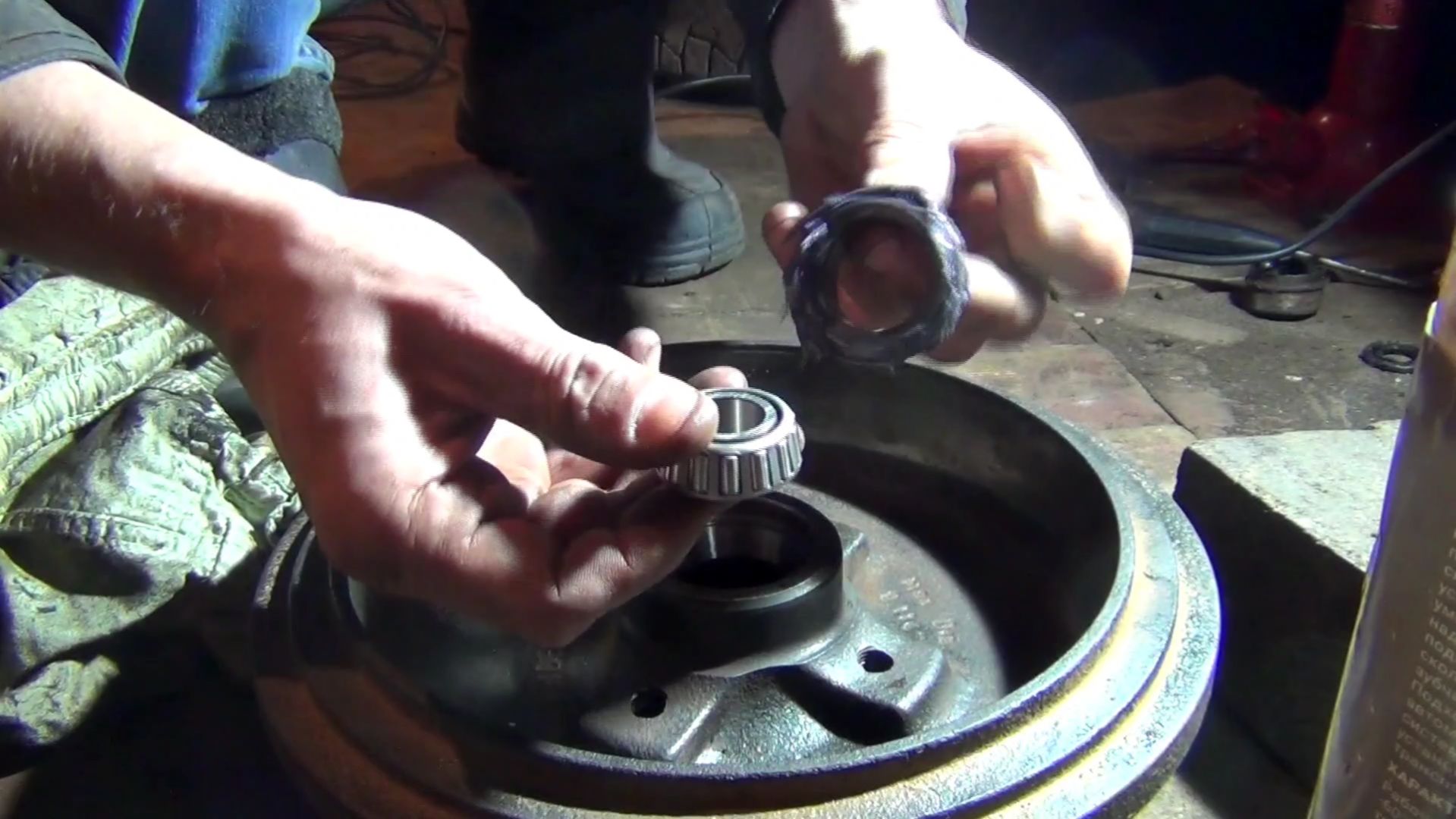 Замена заднего подшипника VW Passat b3, b4, Golf 3