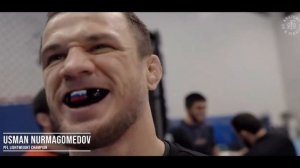 🔥У Усмана Нурмагомедова капа с флагом России. «Это самая лучшая и сильная страна в мире!»