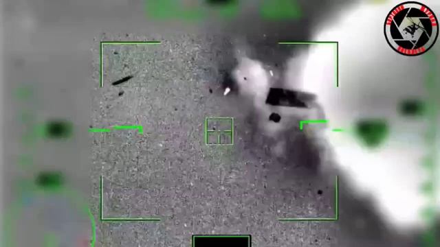 Ка-52М уничтожает 25 дальнобойных ударных БПЛА ВСУк с помощью новейших 30-мм снарядов😎🤙🇷🇺 смотреть онлайн