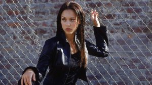 Джессика Альба против парня в клетке. Сериал Dark Angel