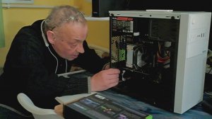 Нет сигнала! 🌞Ставим новую видеокарту, слушаем песни, переживаем каждый черный кадр / Как в кино!