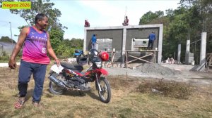 Филиппинка на русском. Стройка. Штукатурим стены, следующий день.