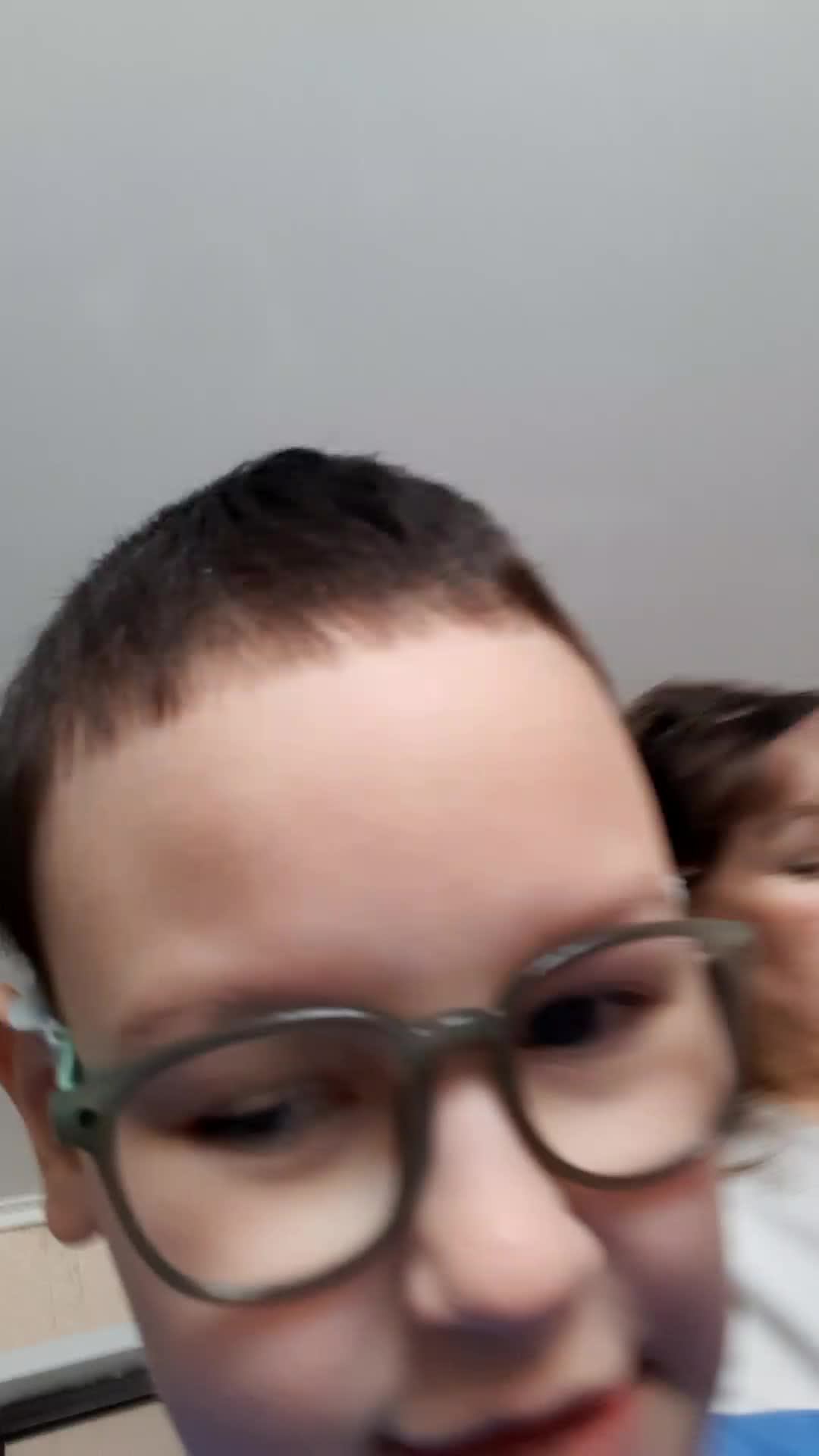 все заходите пж я хочу чтобы 1 триллионов подпищика
подписка