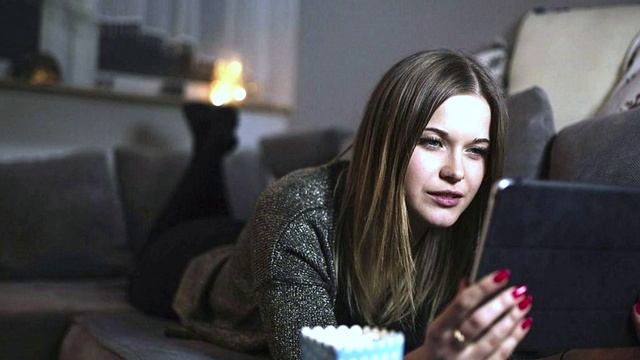 НА «СРЕДНЕГО» ЗРИТЕЛЯ. О влиянии кинематографа увести людей от их собственной жизни погрузив в чужую смотреть онлайн