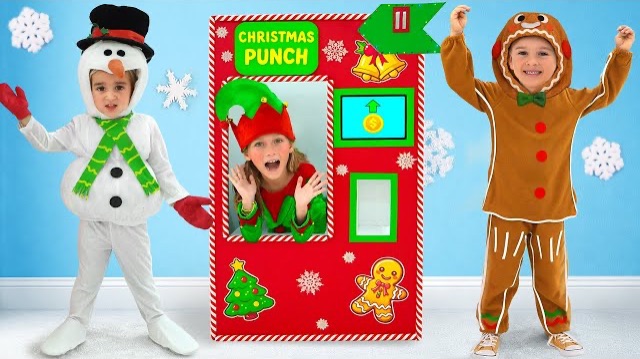 Новый год с игрушками и супергероями смотреть онлайн