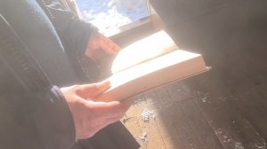 ЭТУ книгу надо придать ОГНЮ. Позвали Батюшку-электрика, он знает что точно надо