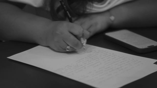 Монохромный минимализм