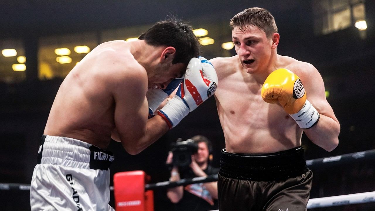 Челябинский проспект прошел проверку: Алексей Киселев vs Шохбозбек Толибжонов | RCC Boxing смотреть онлайн