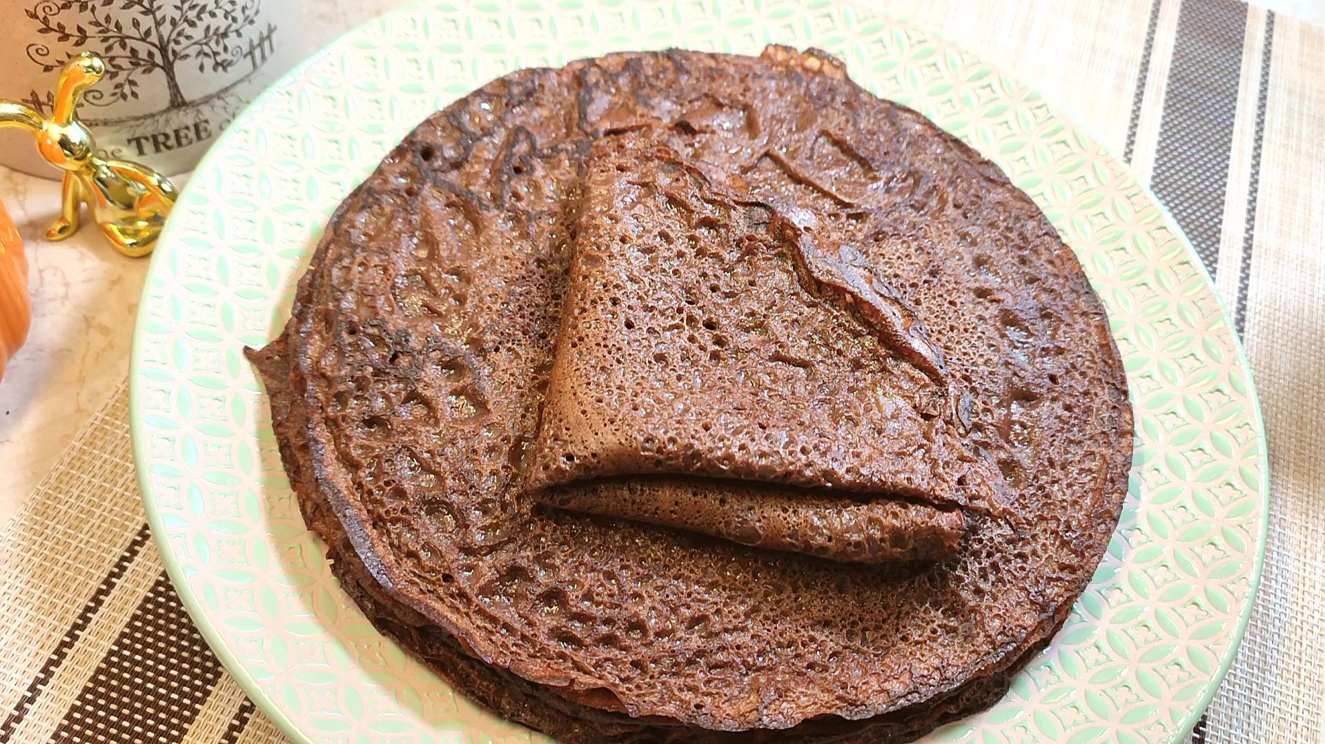 Идеальные Ароматные Шоколадные БЛИНЫ и необычная НАЧИНКА для блинов. БЛИНЫ, которые получатся у всех смотреть онлайн