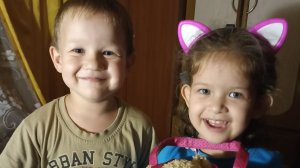 Катаемся на санках. Часть 1