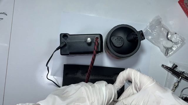 Что входит в комплект оборудования по аэрографии 