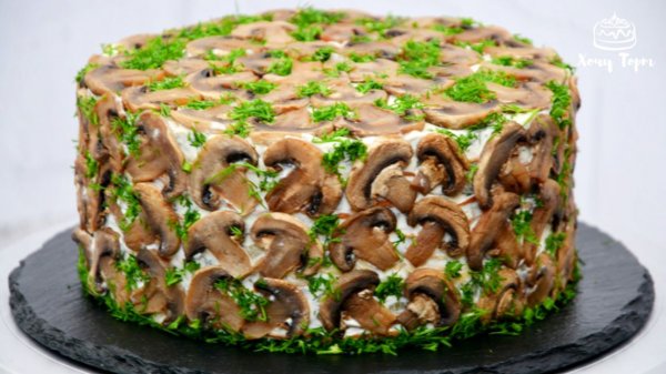 👍 ЗАКУСОЧНЫЙ ТОРТ с курицей и грибами 🍗🍄 Мужчинам на 23 февраля понравится 100%! 🎁🥂