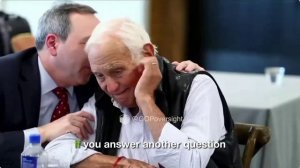 «Я, бл**, убью тебя, если ты ответишь больше, чем пятью словами».

Это прошептал на ухо ...