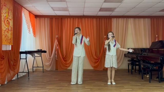 дуэт Гизатулина ОливияАндрианова Ариана IV группа Горит свеча