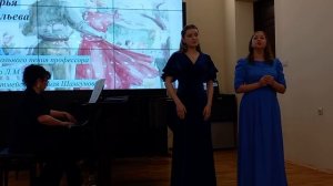 А. Пахмутова, стихи Н. Добронравого ''Русский вальс'' -поют Дарья Васильева, Вероника Банарь (2