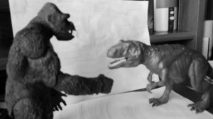 Кинг конг против тиранозавра