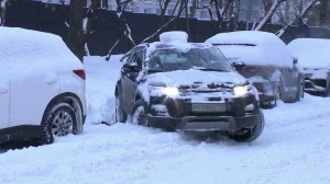 Циклон "Валли" принес рекордные снегопады в столичный регион.
