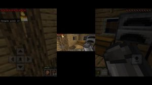 Я не чего не   дабилась!  Он ломется в мою  дверь! 😰 😰 😰 Майнкрафт парень из тумана он убил меня.