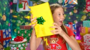 Новогодние приключение Насти и прыгучие игрушки