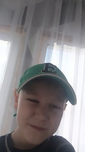 Егор хочет стать блогером...