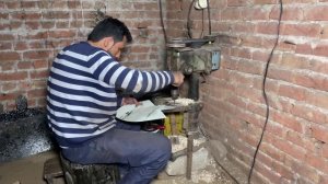 Лопаты из старых масляных бочек. Пакистан