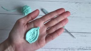 Такие листочки идеально подойдут для декора. Мастер-класс во вязанию листа крючком