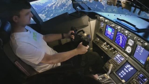 Мой первый опыт на реальном авиатренажёре Boeing 737NG ✈✈✈ (Moscow - Innsbruck)