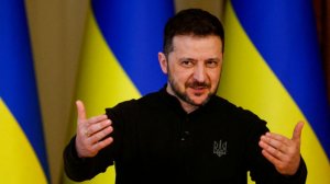 «Уберите детей от экранов»: Зеленский выругался во время интервью британскому журналисту