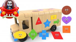 Пинки и Панда весело играют в сборку игрушечной деревянной машинки - Изучают формы