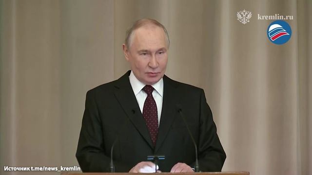 Путин: «Вор должен сидеть в тюрьме, но есть нюансы» смотреть онлайн