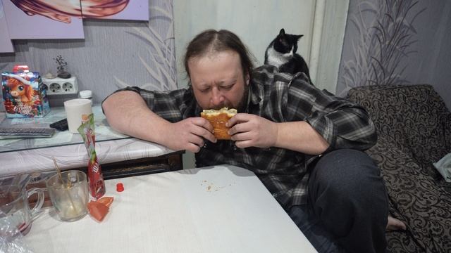 Я рискнул попробовать этот деликатес Рассказываю как на вкус и стоит ли его готовить ПОДВАЛ ИЛЬИЧА смотреть онлайн