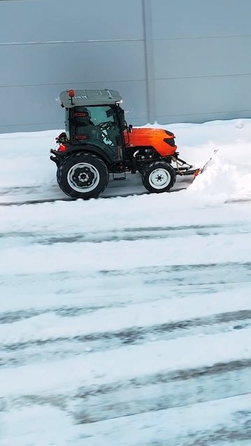 Кентавр Т-654 с отвалом против снега!!! #минитрактор #трактор