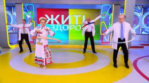 Миф или эффективный инструмент: врачи объяснили, помогает ли утяжеленный обруч похудеть