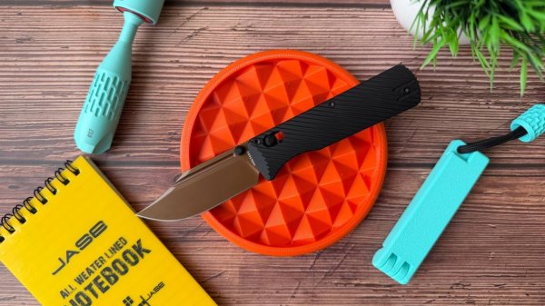 ОЧЕНЬ ИНТЕРЕСНЫЙ! Vosteed Vombat складной нож