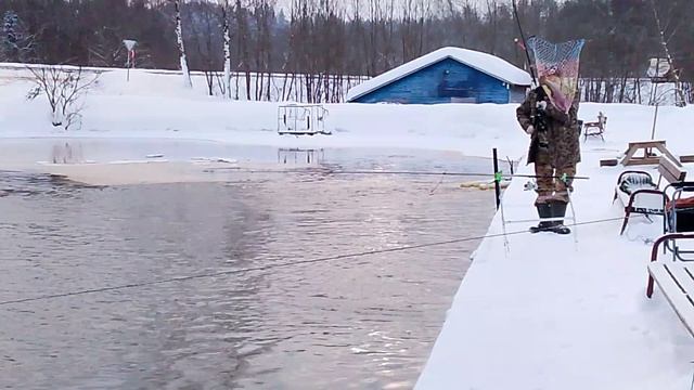 Ловля форели на 1-м Вип РК "Фишка Петряиха" смотреть онлайн