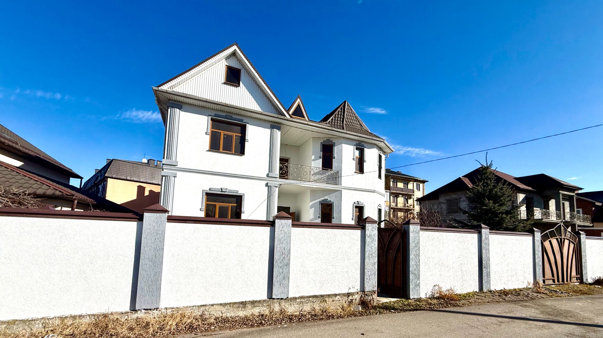 Большой дом в курортной зоне города Ессентуки смотреть онлайн