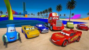 МУЛЬТИКИ ПРО МАШИНКИ 🚗 МОЛНИЯ МАКВИН И ВОДНЫЕ АТТРАКЦИОНЫ. ГОРКИ СО ВЗЛЕТАМИ И ПАДЕНИЯМИ 🪂